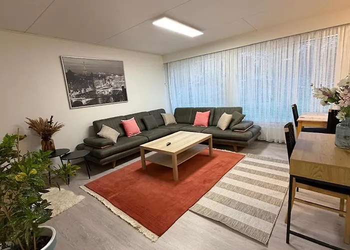 וילה Private House And Winter Garden *