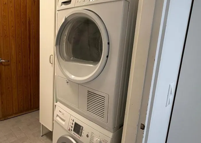 Private House And Winter Garden וילה